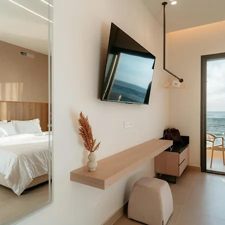 Hotel Galaxias