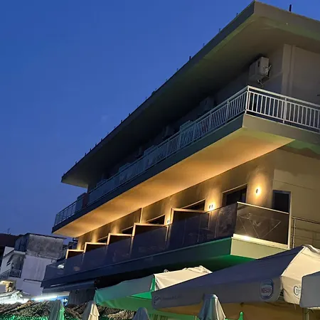 Hotel Galaxias *